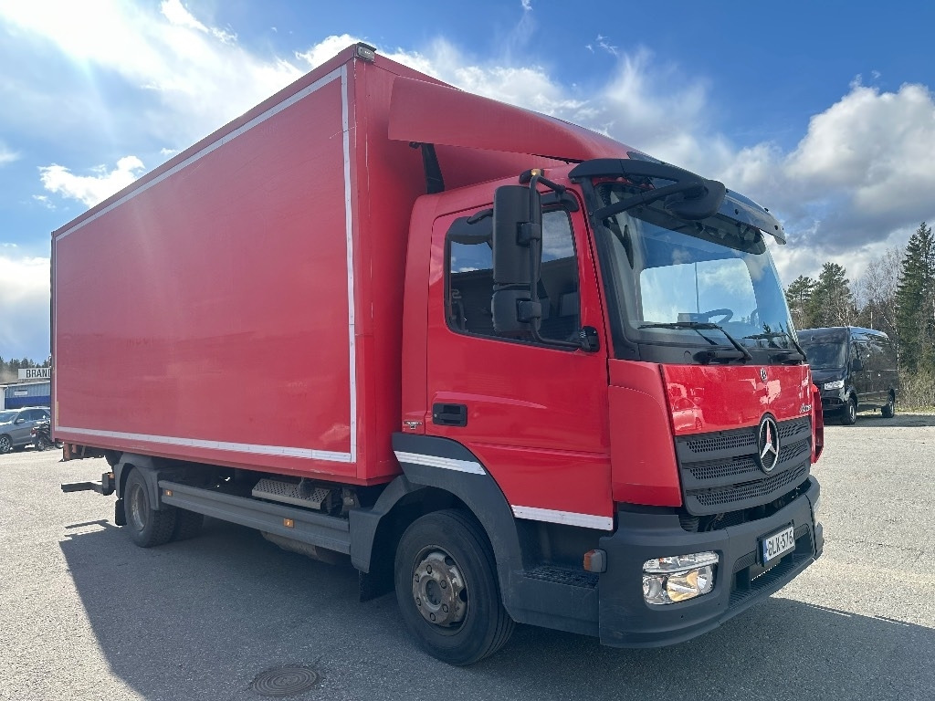 Mercedes-Benz Atego 818 - Umpikori kuorma-auto: kuva Mercedes-Benz Atego 818 - Umpikori kuorma-auto Mercedes-Benz Atego 818 - Umpikori kuorma-auto: kuva Mercedes-Benz Atego 818 - Umpikori kuorma-auto