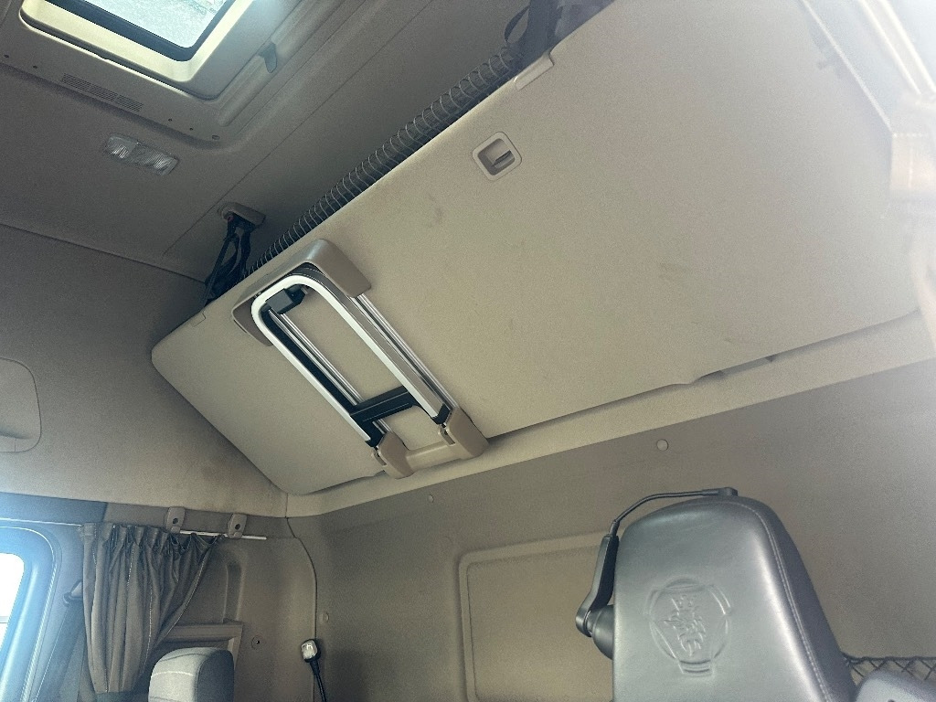 Koukkulava kuorma-auto Scania R520 6x2*4: kuva Koukkulava kuorma-auto Scania R520 6x2*4