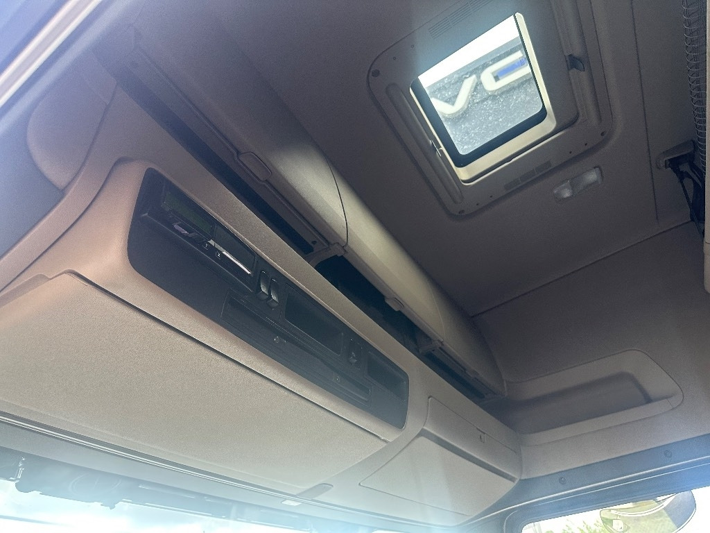 Koukkulava kuorma-auto Scania R520 6x2*4: kuva Koukkulava kuorma-auto Scania R520 6x2*4