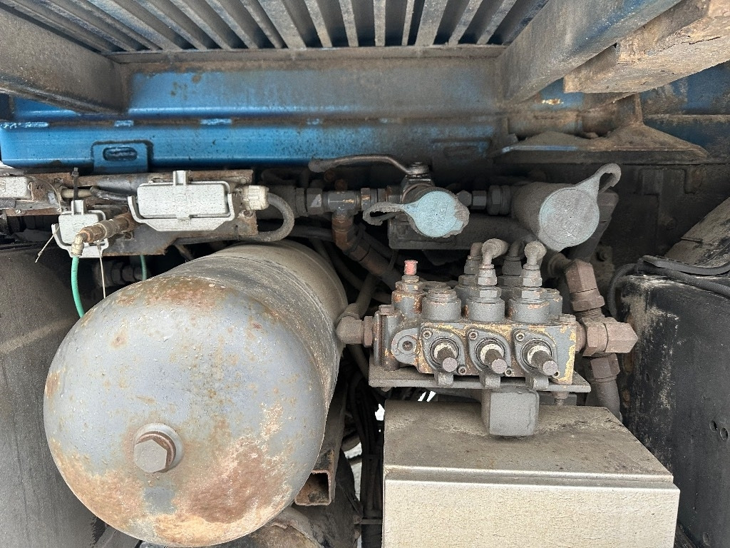 Volvo FH 13 500hv 8x4*4 - Nosturiauto: kuva Volvo FH 13 500hv 8x4*4 - Nosturiauto Volvo FH 13 500hv 8x4*4 - Nosturiauto: kuva Volvo FH 13 500hv 8x4*4 - Nosturiauto