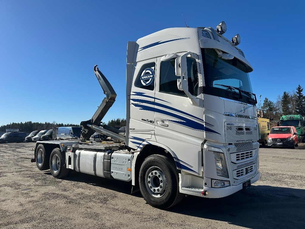 Volvo FH13 540 6X4*4 - Koukkulava kuorma-auto: kuva Volvo FH13 540 6X4*4 - Koukkulava kuorma-auto Volvo FH13 540 6X4*4 - Koukkulava kuorma-auto: kuva Volvo FH13 540 6X4*4 - Koukkulava kuorma-auto