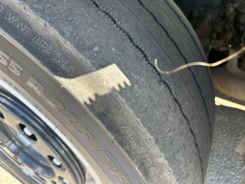 Leasing Volvo FM 420 8x2/4  Volvo FM 420 8x2/4: kuva Leasing Volvo FM 420 8x2/4  Volvo FM 420 8x2/4 Leasing Volvo FM 420 8x2/4  Volvo FM 420 8x2/4: kuva Leasing Volvo FM 420 8x2/4  Volvo FM 420 8x2/4