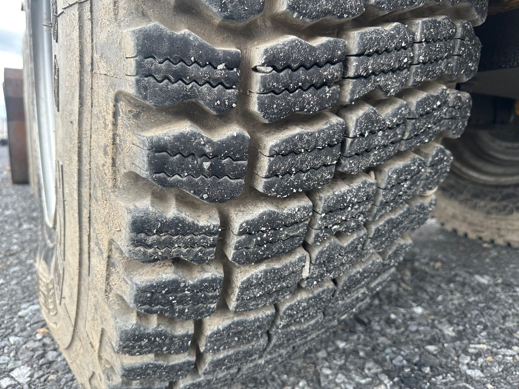 Volvo L45B 4X4 /245  - Pyöräkuormaaja: kuva Volvo L45B 4X4 /245  - Pyöräkuormaaja Volvo L45B 4X4 /245  - Pyöräkuormaaja: kuva Volvo L45B 4X4 /245  - Pyöräkuormaaja