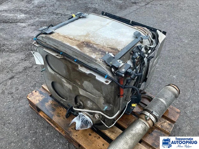 MAN Exhaust silencer MAN 81.15103-6182 - Pakokaasujärjestelmä - Kuorma-auto: kuva MAN Exhaust silencer MAN 81.15103-6182 - Pakokaasujärjestelmä - Kuorma-auto MAN Exhaust silencer MAN 81.15103-6182 - Pakokaasujärjestelmä - Kuorma-auto: kuva MAN Exhaust silencer MAN 81.15103-6182 - Pakokaasujärjestelmä - Kuorma-auto