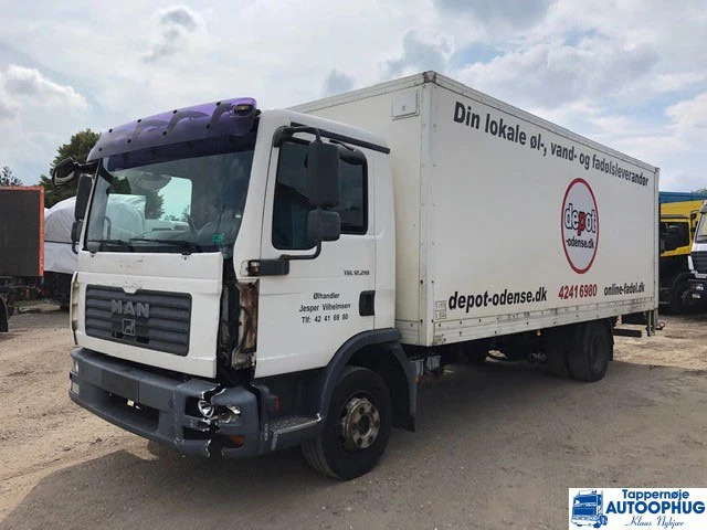 MAN TGL 12.210 - Umpikori kuorma-auto: kuva MAN TGL 12.210 - Umpikori kuorma-auto MAN TGL 12.210 - Umpikori kuorma-auto: kuva MAN TGL 12.210 - Umpikori kuorma-auto