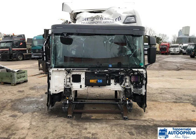 SCANIA CR20H N.G.S FØRERHUS / CAB - Ohjaamo ja sisustus - Kuorma-auto: kuva SCANIA CR20H N.G.S FØRERHUS / CAB - Ohjaamo ja sisustus - Kuorma-auto SCANIA CR20H N.G.S FØRERHUS / CAB - Ohjaamo ja sisustus - Kuorma-auto: kuva SCANIA CR20H N.G.S FØRERHUS / CAB - Ohjaamo ja sisustus - Kuorma-auto