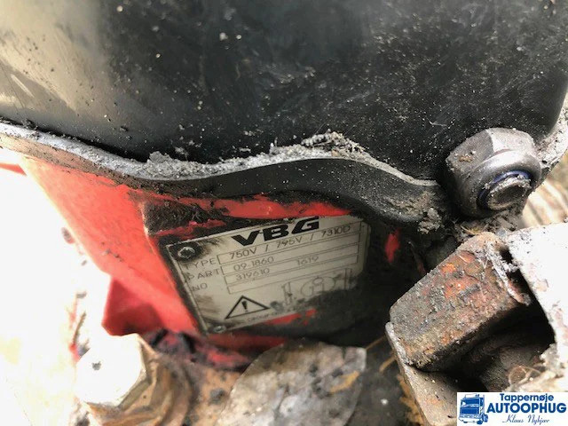 VBG 750V / 795V / 7310D - Vetopöytä - Kuorma-auto: kuva VBG 750V / 795V / 7310D - Vetopöytä - Kuorma-auto VBG 750V / 795V / 7310D - Vetopöytä - Kuorma-auto: kuva VBG 750V / 795V / 7310D - Vetopöytä - Kuorma-auto