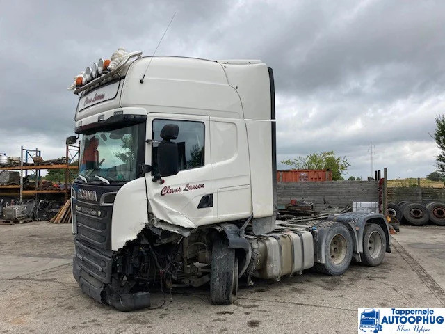 Scania R520 6×2 Damage only parts - Vetopöytäauto: kuva Scania R520 6×2 Damage only parts - Vetopöytäauto Scania R520 6×2 Damage only parts - Vetopöytäauto: kuva Scania R520 6×2 Damage only parts - Vetopöytäauto