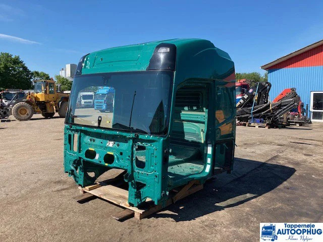 Volvo FH4 førerhus / cabine / CAP HI 215 - Päällirakenne ja ulkopinta - Kuorma-auto: kuva Volvo FH4 førerhus / cabine / CAP HI 215 - Päällirakenne ja ulkopinta - Kuorma-auto Volvo FH4 førerhus / cabine / CAP HI 215 - Päällirakenne ja ulkopinta - Kuorma-auto: kuva Volvo FH4 førerhus / cabine / CAP HI 215 - Päällirakenne ja ulkopinta - Kuorma-auto