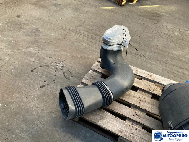 Volvo Luftfilter indsugning Volvo 21627374 - Päällirakenne ja ulkopinta - Kuorma-auto: kuva Volvo Luftfilter indsugning Volvo 21627374 - Päällirakenne ja ulkopinta - Kuorma-auto Volvo Luftfilter indsugning Volvo 21627374 - Päällirakenne ja ulkopinta - Kuorma-auto: kuva Volvo Luftfilter indsugning Volvo 21627374 - Päällirakenne ja ulkopinta - Kuorma-auto