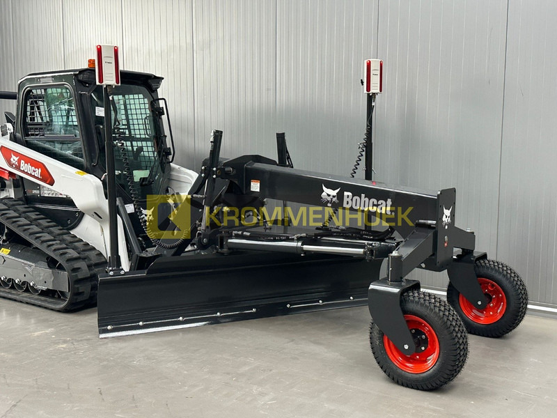 Bobcat Grader 244 cm HD Laser - Liukuohjattu kuormaaja: kuva Bobcat Grader 244 cm HD Laser - Liukuohjattu kuormaaja Bobcat Grader 244 cm HD Laser - Liukuohjattu kuormaaja: kuva Bobcat Grader 244 cm HD Laser - Liukuohjattu kuormaaja