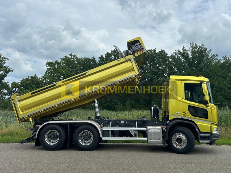 DAF XD 450 FAT Demo | 6x4 | 3 zijdige Kipper - Kippiauto kuorma-auto: kuva DAF XD 450 FAT Demo | 6x4 | 3 zijdige Kipper - Kippiauto kuorma-auto DAF XD 450 FAT Demo | 6x4 | 3 zijdige Kipper - Kippiauto kuorma-auto: kuva DAF XD 450 FAT Demo | 6x4 | 3 zijdige Kipper - Kippiauto kuorma-auto
