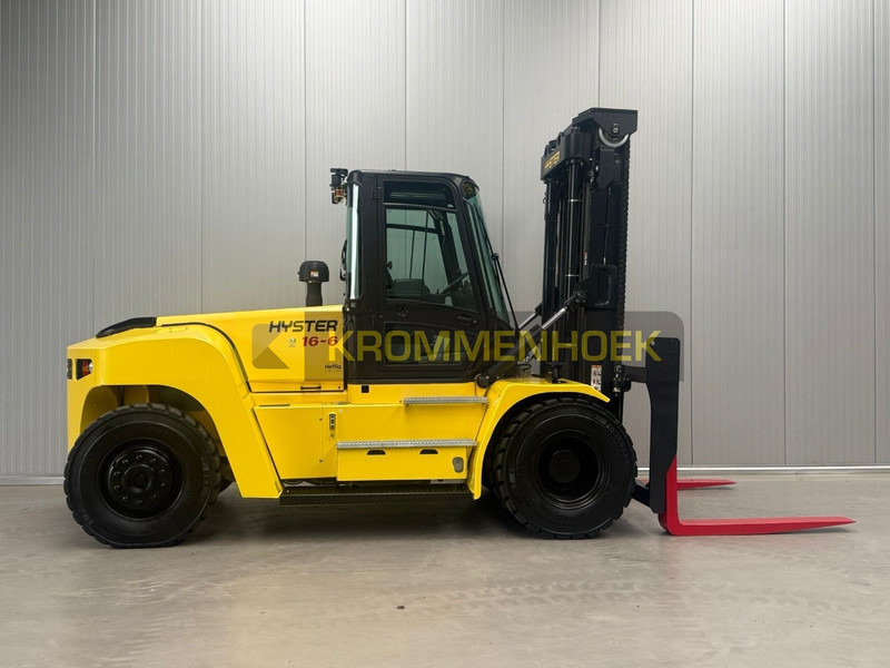 Hyster H 16 XM-6 - Dieseltrukki: kuva Hyster H 16 XM-6 - Dieseltrukki Hyster H 16 XM-6 - Dieseltrukki: kuva Hyster H 16 XM-6 - Dieseltrukki