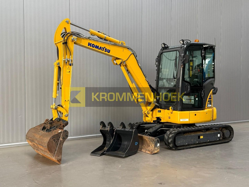 Komatsu PC 35 MR-5 - Minikuormaaja: kuva Komatsu PC 35 MR-5 - Minikuormaaja Komatsu PC 35 MR-5 - Minikuormaaja: kuva Komatsu PC 35 MR-5 - Minikuormaaja