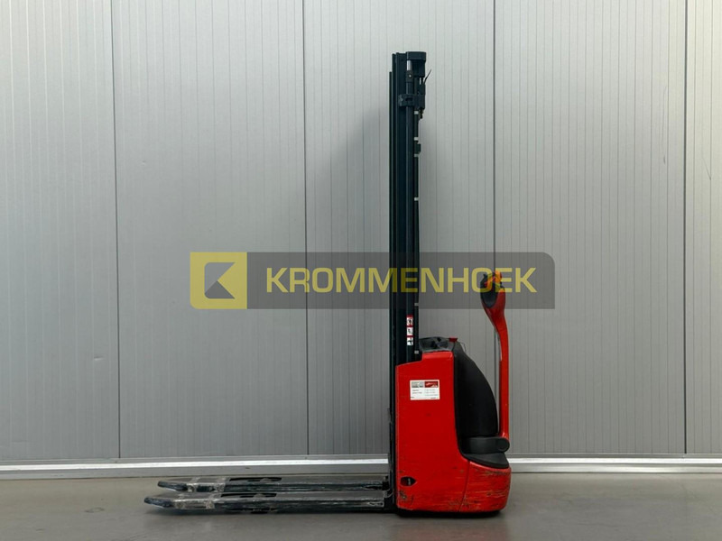 Linde L 10 - Pinoamistrukki: kuva Linde L 10 - Pinoamistrukki Linde L 10 - Pinoamistrukki: kuva Linde L 10 - Pinoamistrukki