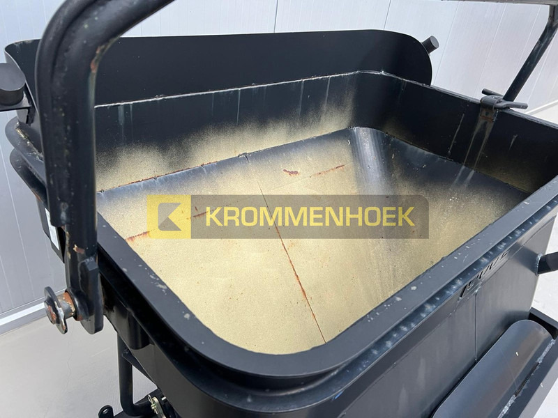 Segatol Concrete skip 600 liter - Kauha: kuva Segatol Concrete skip 600 liter - Kauha Segatol Concrete skip 600 liter - Kauha: kuva Segatol Concrete skip 600 liter - Kauha
