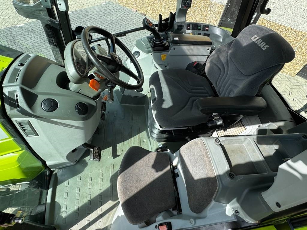 Traktori Claas Arion 450 CIS - HEXASHIFT, airbrakes, suspension,: kuva Traktori Claas Arion 450 CIS - HEXASHIFT, airbrakes, suspension, Traktori Claas Arion 450 CIS - HEXASHIFT, airbrakes, suspension,: kuva Traktori Claas Arion 450 CIS - HEXASHIFT, airbrakes, suspension,