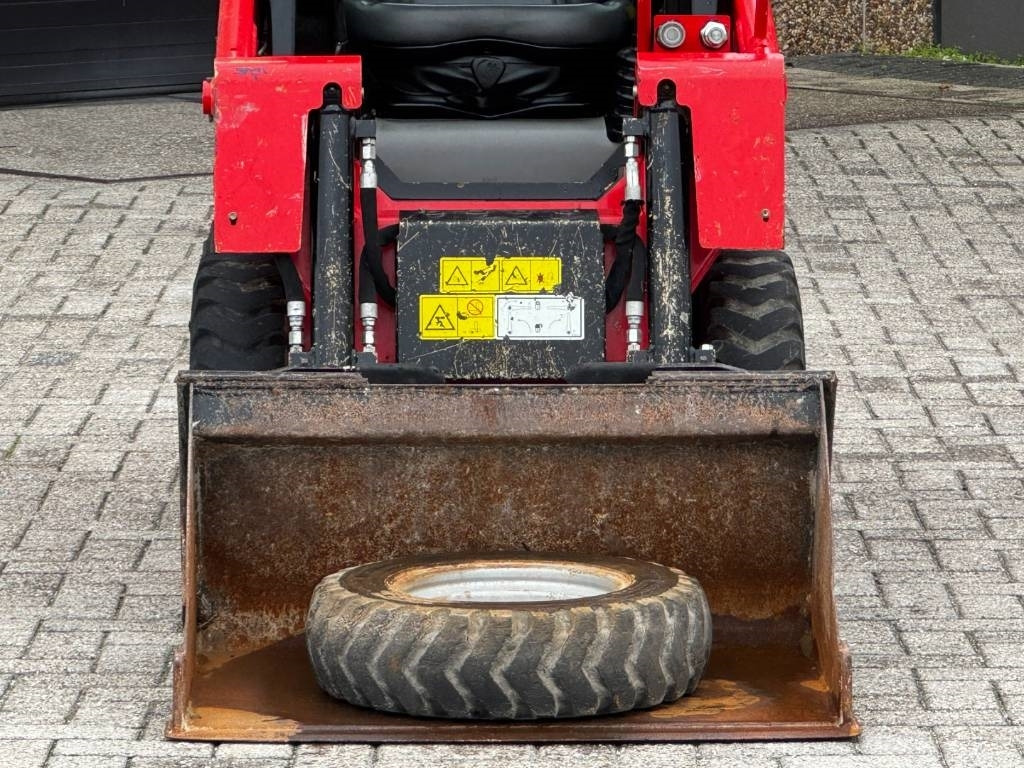 Manitou 850R, 2021, 365 hours! - Minikuormaaja: kuva Manitou 850R, 2021, 365 hours! - Minikuormaaja Manitou 850R, 2021, 365 hours! - Minikuormaaja: kuva Manitou 850R, 2021, 365 hours! - Minikuormaaja