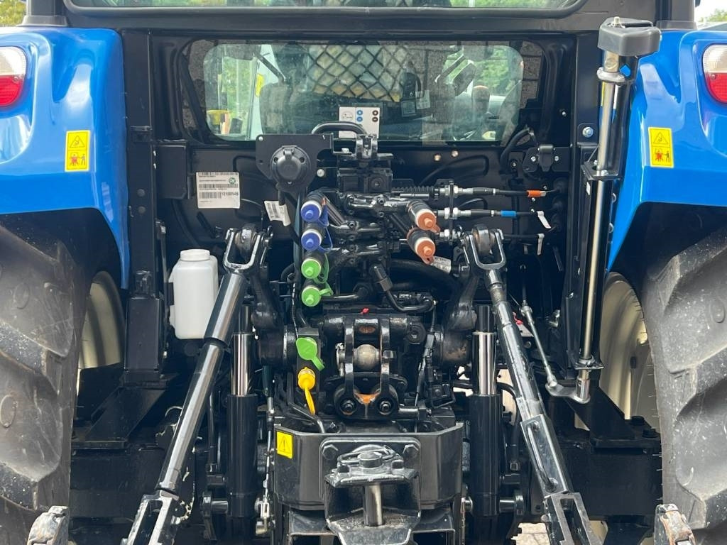 Traktori New Holland T5.100S, Power Shuttle, Airco, 2024!!: kuva Traktori New Holland T5.100S, Power Shuttle, Airco, 2024!!