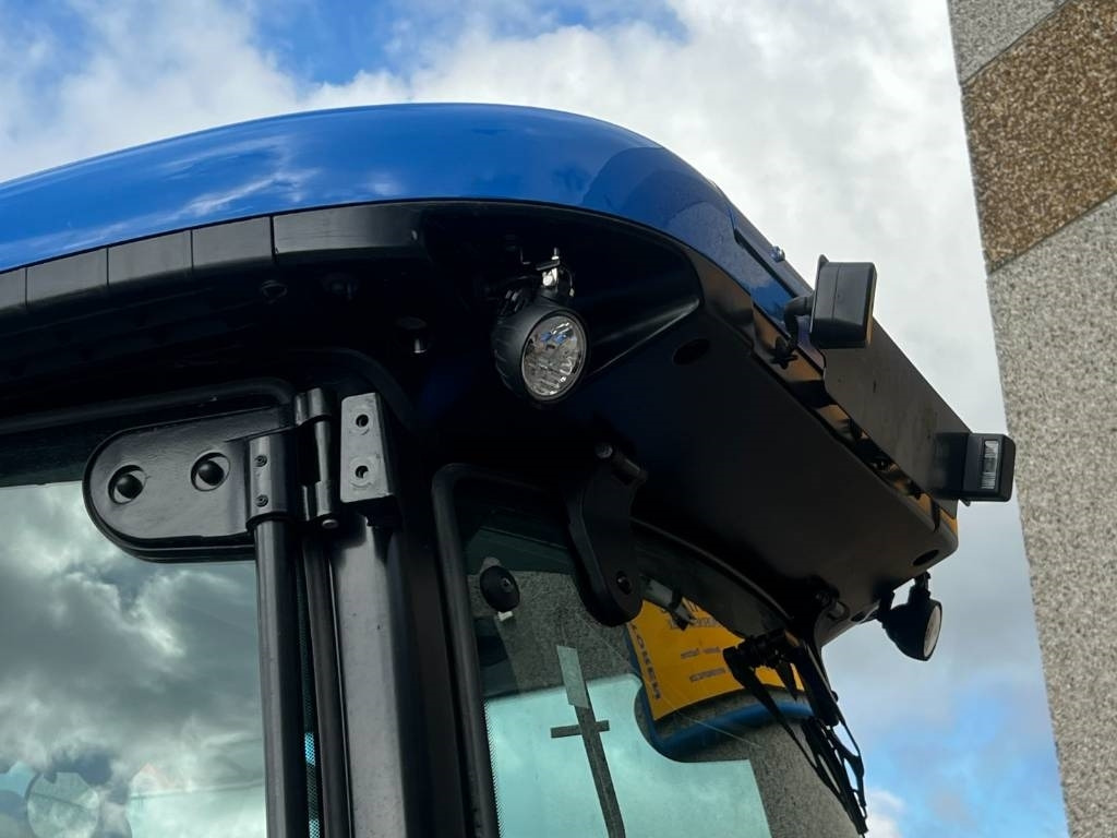 Traktori New Holland T5.100S, Power Shuttle, Airco, 2024!!: kuva Traktori New Holland T5.100S, Power Shuttle, Airco, 2024!!