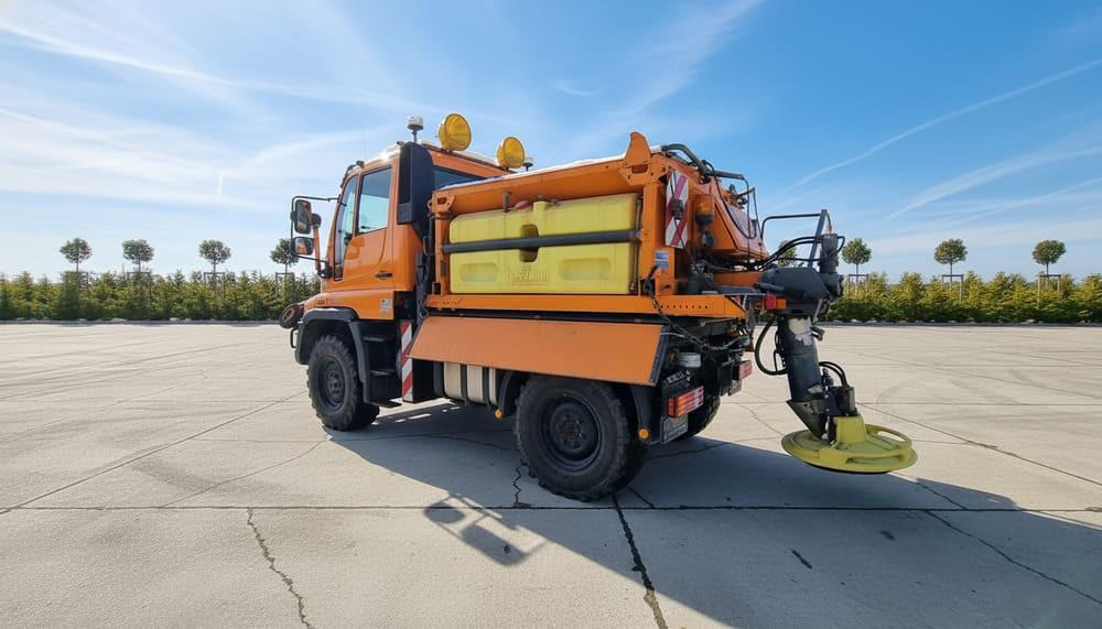 MERCEDES-BENZ Unimog U300 - Kunnallis-/ Erikoisajoneuvot: kuva MERCEDES-BENZ Unimog U300 - Kunnallis-/ Erikoisajoneuvot MERCEDES-BENZ Unimog U300 - Kunnallis-/ Erikoisajoneuvot: kuva MERCEDES-BENZ Unimog U300 - Kunnallis-/ Erikoisajoneuvot