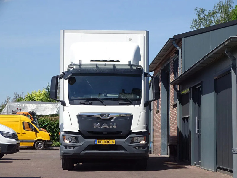 MAN 26.290 CARRIER ICELAND.11 825x245x250 216TKM 2X STUURAS - Refrigeraattori kuorma-auto: kuva MAN 26.290 CARRIER ICELAND.11 825x245x250 216TKM 2X STUURAS - Refrigeraattori kuorma-auto MAN 26.290 CARRIER ICELAND.11 825x245x250 216TKM 2X STUURAS - Refrigeraattori kuorma-auto: kuva MAN 26.290 CARRIER ICELAND.11 825x245x250 216TKM 2X STUURAS - Refrigeraattori kuorma-auto
