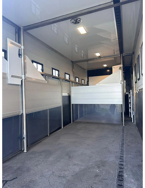 Scania P250 Horse Truck - Hevosauto: kuva Scania P250 Horse Truck - Hevosauto Scania P250 Horse Truck - Hevosauto: kuva Scania P250 Horse Truck - Hevosauto