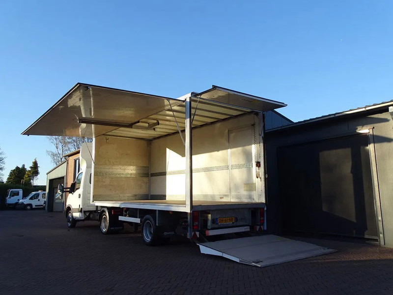 Iveco Daily 35C17 Be combinatie be trekker podium oplegger 3080 KG laadvm. 1.5 Ton Laadklep - Vetopöytäauto: kuva Iveco Daily 35C17 Be combinatie be trekker podium oplegger 3080 KG laadvm. 1.5 Ton Laadklep - Vetopöytäauto Iveco Daily 35C17 Be combinatie be trekker podium oplegger 3080 KG laadvm. 1.5 Ton Laadklep - Vetopöytäauto: kuva Iveco Daily 35C17 Be combinatie be trekker podium oplegger 3080 KG laadvm. 1.5 Ton Laadklep - Vetopöytäauto