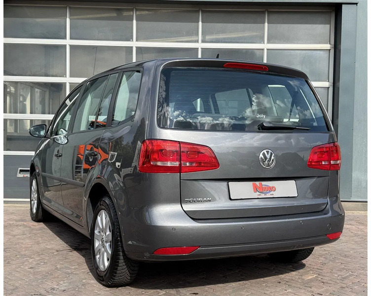 Volkswagen Touran 1.2 TSI 105pk 7 Pers LMV export - Henkilöauto: kuva Volkswagen Touran 1.2 TSI 105pk 7 Pers LMV export - Henkilöauto Volkswagen Touran 1.2 TSI 105pk 7 Pers LMV export - Henkilöauto: kuva Volkswagen Touran 1.2 TSI 105pk 7 Pers LMV export - Henkilöauto