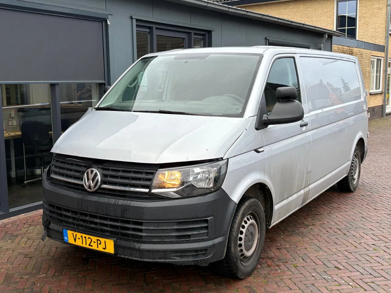 Volkswagen Transporter Lichte Schade 2.0 tdi L2 Carplay Parkeersensoren Dealeronderhouden NAP - Pieni pakettiauto: kuva Volkswagen Transporter Lichte Schade 2.0 tdi L2 Carplay Parkeersensoren Dealeronderhouden NAP - Pieni pakettiauto Volkswagen Transporter Lichte Schade 2.0 tdi L2 Carplay Parkeersensoren Dealeronderhouden NAP - Pieni pakettiauto: kuva Volkswagen Transporter Lichte Schade 2.0 tdi L2 Carplay Parkeersensoren Dealeronderhouden NAP - Pieni pakettiauto
