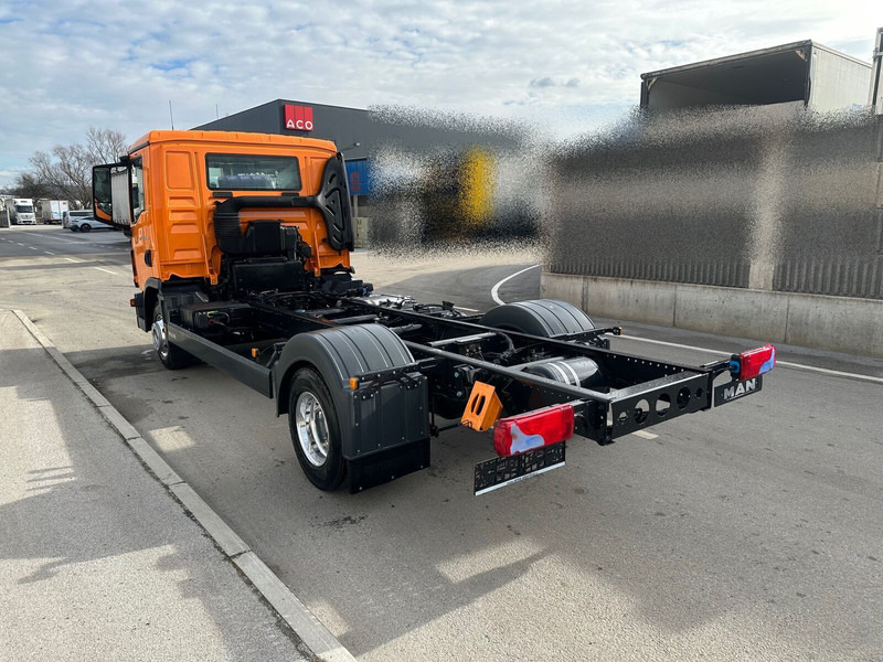 MAN TGL 8.160 - Kuorma-auto alusta: kuva MAN TGL 8.160 - Kuorma-auto alusta MAN TGL 8.160 - Kuorma-auto alusta: kuva MAN TGL 8.160 - Kuorma-auto alusta