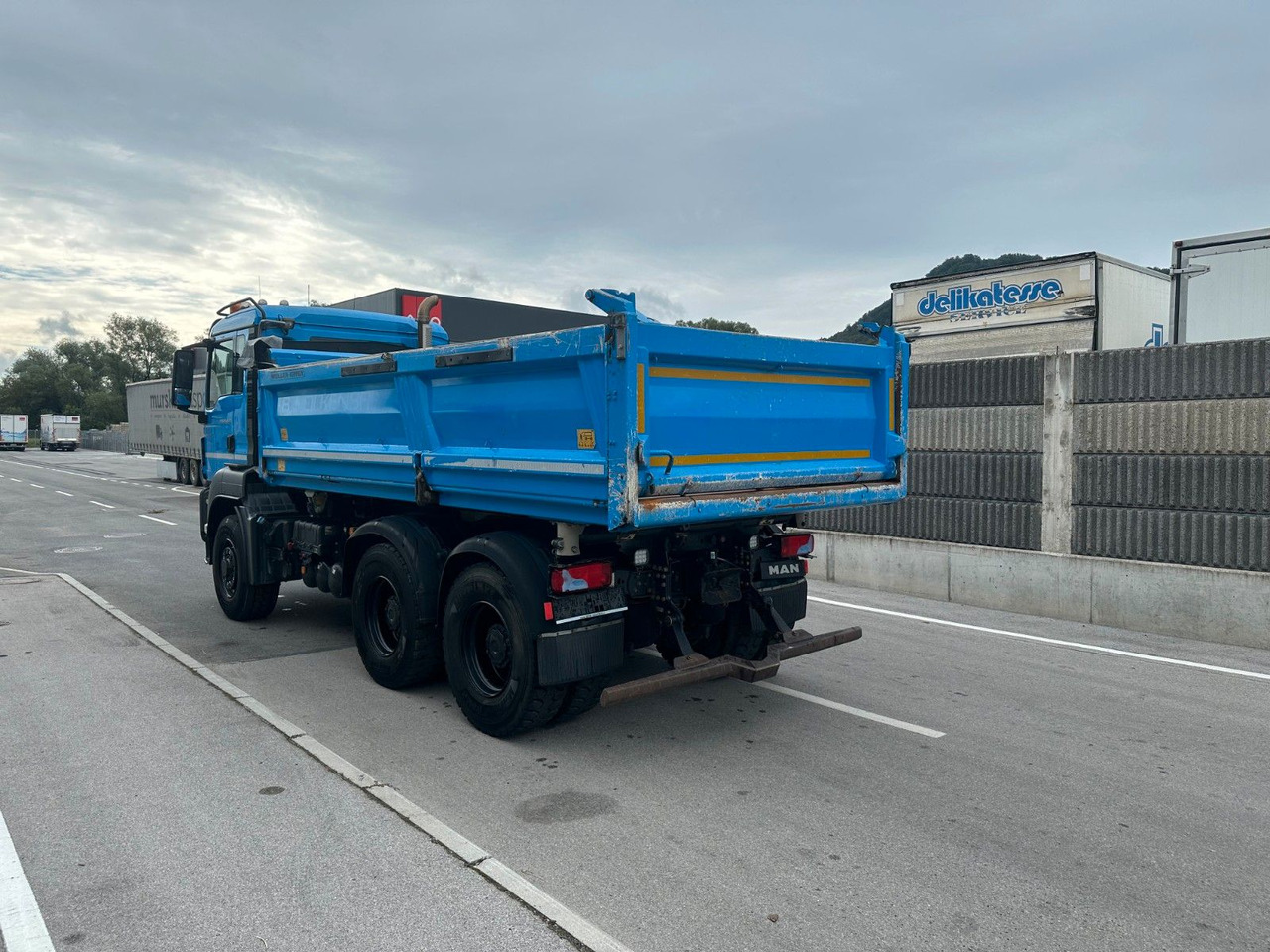 MAN TGS 26.460 6X4 Hydrodrive Bordmatik - Kippiauto kuorma-auto: kuva MAN TGS 26.460 6X4 Hydrodrive Bordmatik - Kippiauto kuorma-auto MAN TGS 26.460 6X4 Hydrodrive Bordmatik - Kippiauto kuorma-auto: kuva MAN TGS 26.460 6X4 Hydrodrive Bordmatik - Kippiauto kuorma-auto