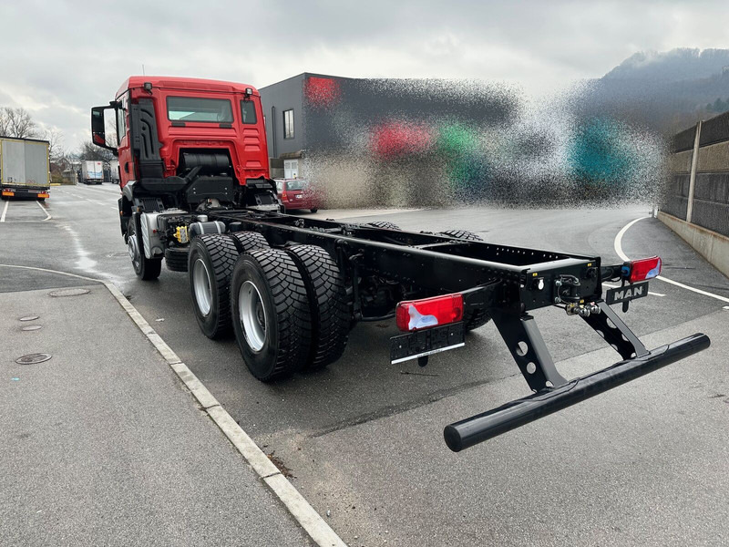 MAN TGS 33.400 6X4 BB CH - Kuorma-auto alusta: kuva MAN TGS 33.400 6X4 BB CH - Kuorma-auto alusta MAN TGS 33.400 6X4 BB CH - Kuorma-auto alusta: kuva MAN TGS 33.400 6X4 BB CH - Kuorma-auto alusta