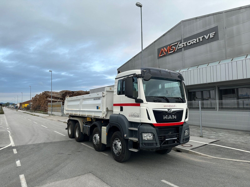 MAN TGS 35.500 8X4 BB - Kippiauto kuorma-auto: kuva MAN TGS 35.500 8X4 BB - Kippiauto kuorma-auto MAN TGS 35.500 8X4 BB - Kippiauto kuorma-auto: kuva MAN TGS 35.500 8X4 BB - Kippiauto kuorma-auto