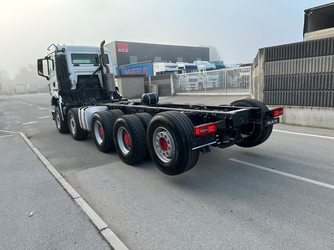 MAN TGS 50.510 10X4-6 BL CH - Kuorma-auto alusta: kuva MAN TGS 50.510 10X4-6 BL CH - Kuorma-auto alusta MAN TGS 50.510 10X4-6 BL CH - Kuorma-auto alusta: kuva MAN TGS 50.510 10X4-6 BL CH - Kuorma-auto alusta