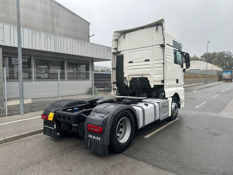 MAN TGX 18.500 - Vetopöytäauto: kuva MAN TGX 18.500 - Vetopöytäauto MAN TGX 18.500 - Vetopöytäauto: kuva MAN TGX 18.500 - Vetopöytäauto