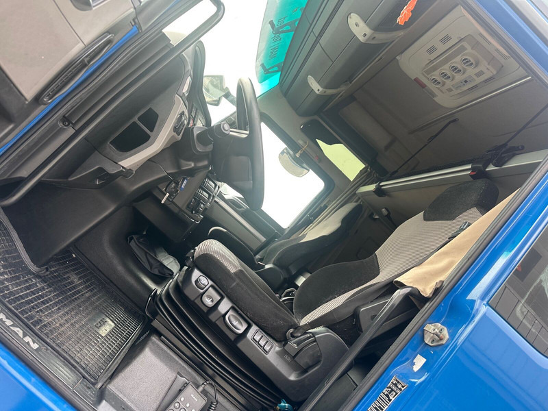 MAN TGX 18.500 - Vetopöytäauto: kuva MAN TGX 18.500 - Vetopöytäauto MAN TGX 18.500 - Vetopöytäauto: kuva MAN TGX 18.500 - Vetopöytäauto