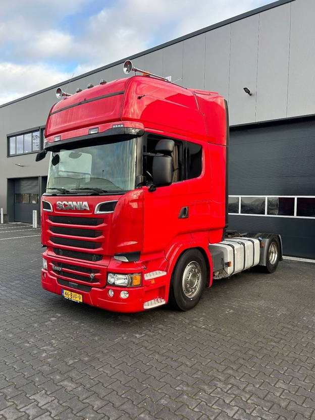 Scania R580 V8 R580 v8 Topline Retarder Full Airsuspension Double Glass - Vetopöytäauto: kuva Scania R580 V8 R580 v8 Topline Retarder Full Airsuspension Double Glass - Vetopöytäauto Scania R580 V8 R580 v8 Topline Retarder Full Airsuspension Double Glass - Vetopöytäauto: kuva Scania R580 V8 R580 v8 Topline Retarder Full Airsuspension Double Glass - Vetopöytäauto