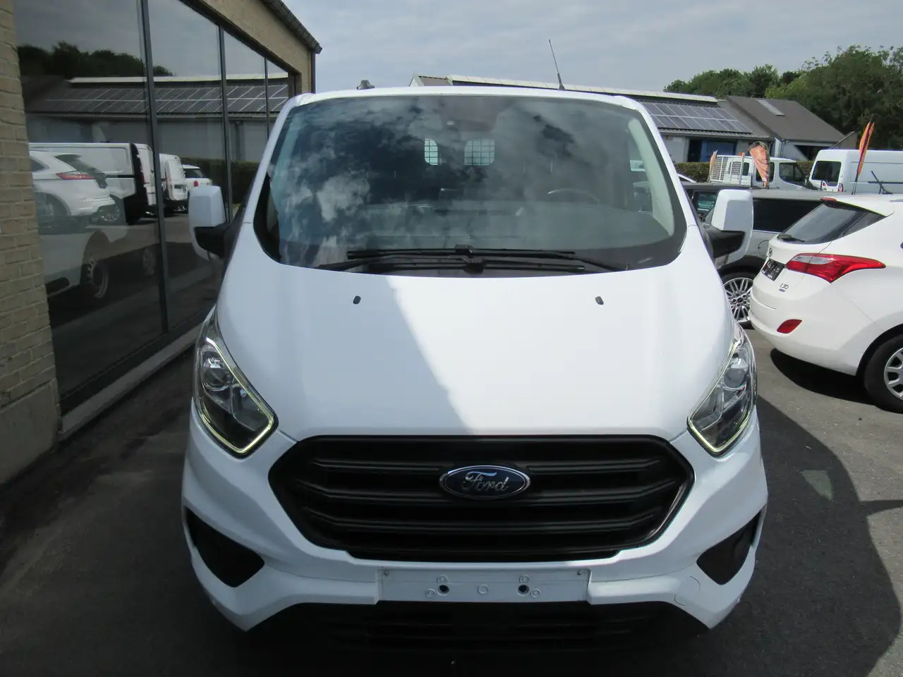 Ford Transit Custom L2, navi, cruis, clim 2PL 13900€+tva/btw - Pieni pakettiauto: kuva Ford Transit Custom L2, navi, cruis, clim 2PL 13900€+tva/btw - Pieni pakettiauto Ford Transit Custom L2, navi, cruis, clim 2PL 13900€+tva/btw - Pieni pakettiauto: kuva Ford Transit Custom L2, navi, cruis, clim 2PL 13900€+tva/btw - Pieni pakettiauto