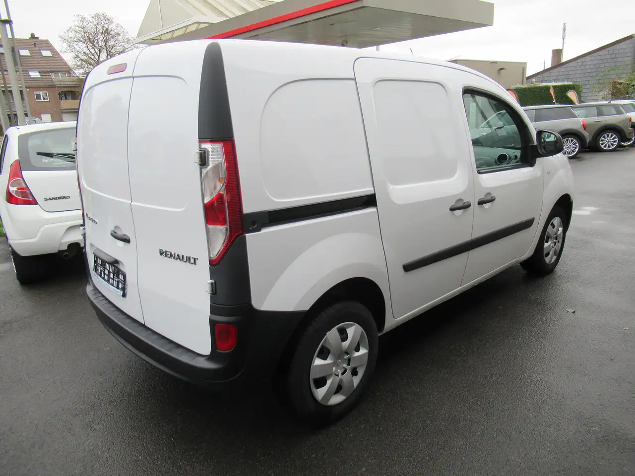 Renault Kangoo 15 DCI GRAND CONFORT CLIM 8250€+TVA/BTW - Pieni pakettiauto: kuva Renault Kangoo 15 DCI GRAND CONFORT CLIM 8250€+TVA/BTW - Pieni pakettiauto Renault Kangoo 15 DCI GRAND CONFORT CLIM 8250€+TVA/BTW - Pieni pakettiauto: kuva Renault Kangoo 15 DCI GRAND CONFORT CLIM 8250€+TVA/BTW - Pieni pakettiauto