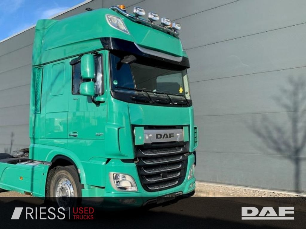 DAF XF 530 FT AUT LM - Kippiauto kuorma-auto: kuva DAF XF 530 FT AUT LM - Kippiauto kuorma-auto DAF XF 530 FT AUT LM - Kippiauto kuorma-auto: kuva DAF XF 530 FT AUT LM - Kippiauto kuorma-auto