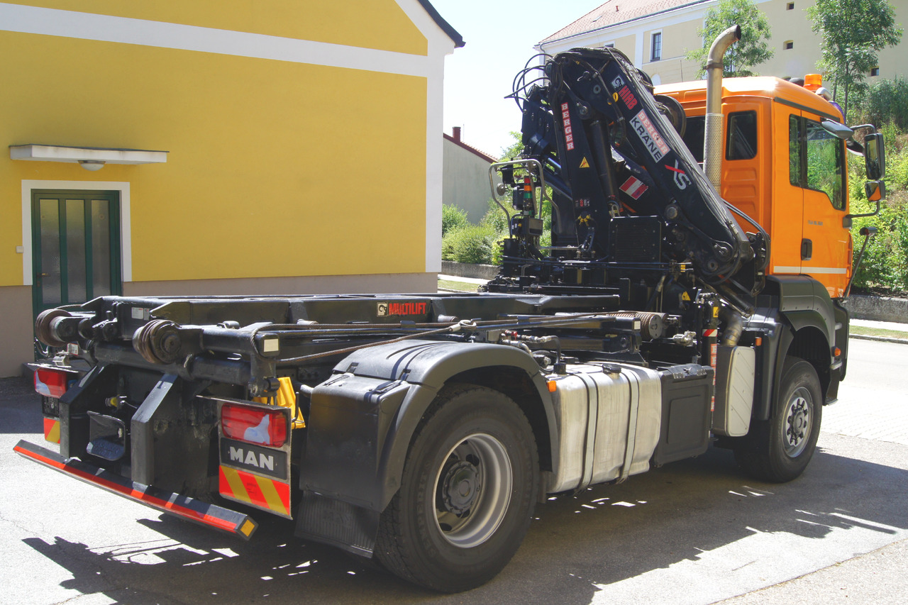 MAN TGA 18.360 BL 4x4/Euro4/TÜV/HIAB 111 korbfähig/MULTILIFT/Winterdienst - Kuorma-auto - vaijerivaihtolava, Nosturiauto: kuva MAN TGA 18.360 BL 4x4/Euro4/TÜV/HIAB 111 korbfähig/MULTILIFT/Winterdienst - Kuorma-auto - vaijerivaihtolava, Nosturiauto MAN TGA 18.360 BL 4x4/Euro4/TÜV/HIAB 111 korbfähig/MULTILIFT/Winterdienst - Kuorma-auto - vaijerivaihtolava, Nosturiauto: kuva MAN TGA 18.360 BL 4x4/Euro4/TÜV/HIAB 111 korbfähig/MULTILIFT/Winterdienst - Kuorma-auto - vaijerivaihtolava, Nosturiauto