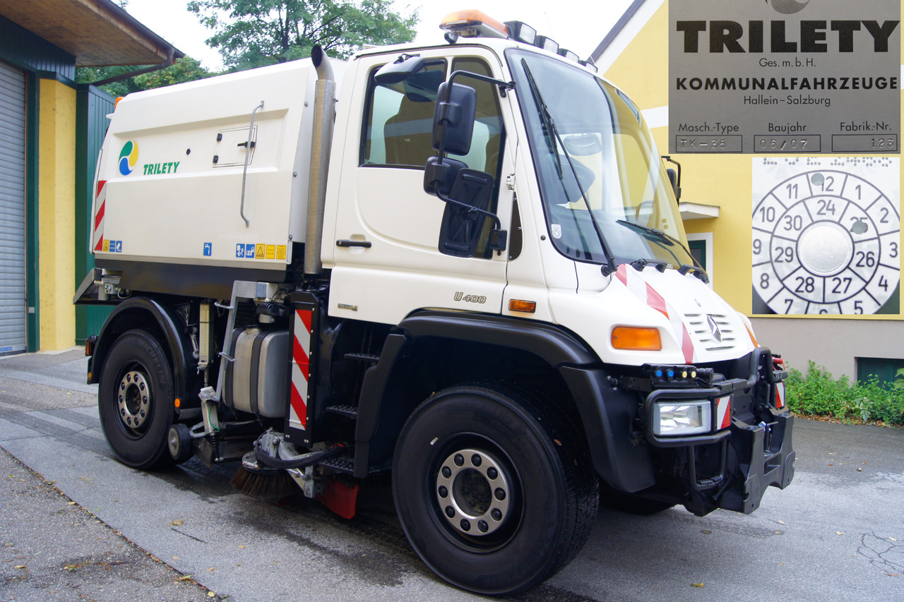 MERCEDES-BENZ Unimog U400 + TRILETY Kehrmaschine/TÜV/EUR4/Leistungshydraulik - Lakaisuauto: kuva MERCEDES-BENZ Unimog U400 + TRILETY Kehrmaschine/TÜV/EUR4/Leistungshydraulik - Lakaisuauto MERCEDES-BENZ Unimog U400 + TRILETY Kehrmaschine/TÜV/EUR4/Leistungshydraulik - Lakaisuauto: kuva MERCEDES-BENZ Unimog U400 + TRILETY Kehrmaschine/TÜV/EUR4/Leistungshydraulik - Lakaisuauto