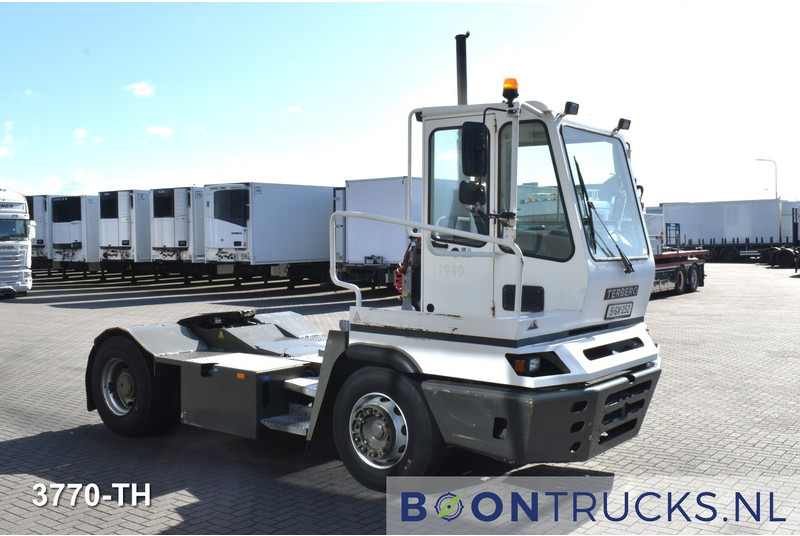Terberg YT222 4x2 | TERMINAL TRUCK * NL KENTEKEN - Terminaalitraktori: kuva Terberg YT222 4x2 | TERMINAL TRUCK * NL KENTEKEN - Terminaalitraktori Terberg YT222 4x2 | TERMINAL TRUCK * NL KENTEKEN - Terminaalitraktori: kuva Terberg YT222 4x2 | TERMINAL TRUCK * NL KENTEKEN - Terminaalitraktori
