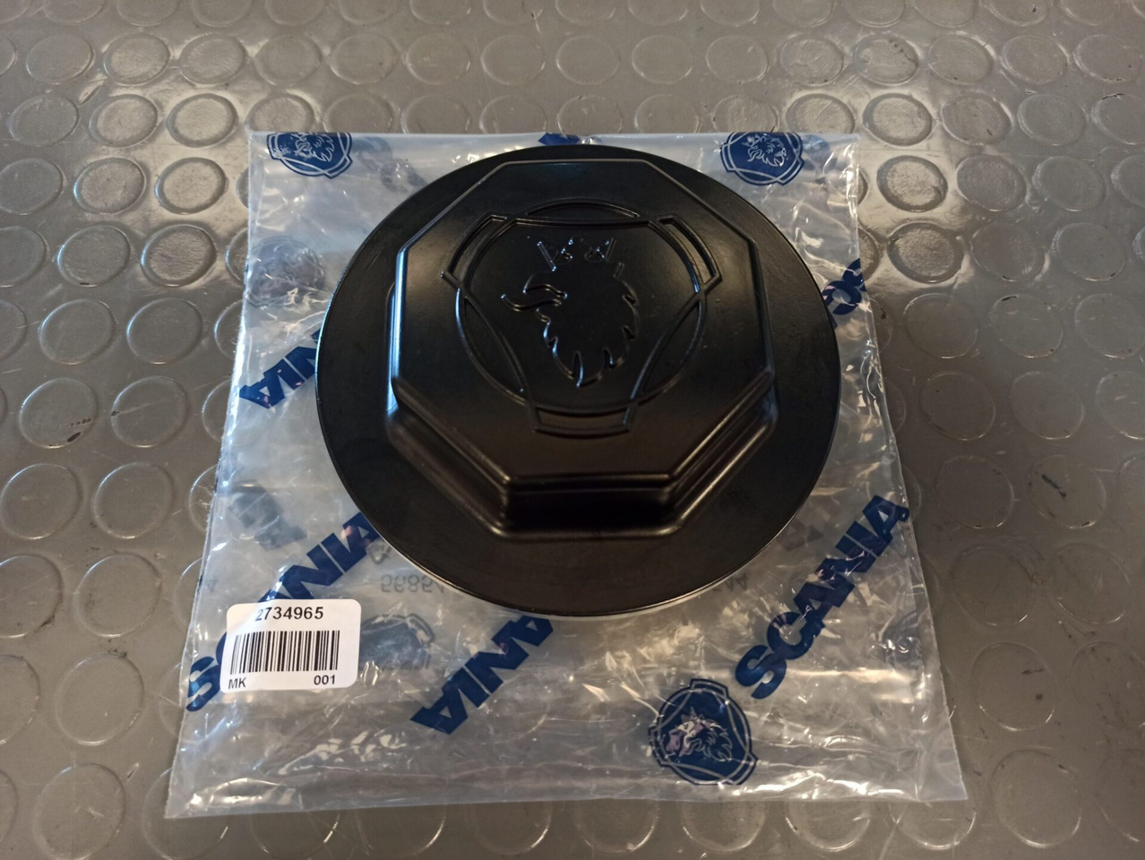 SCANIA HUB CAP - 2734965 - Akseli ja osat - Kuorma-auto: kuva SCANIA HUB CAP - 2734965 - Akseli ja osat - Kuorma-auto SCANIA HUB CAP - 2734965 - Akseli ja osat - Kuorma-auto: kuva SCANIA HUB CAP - 2734965 - Akseli ja osat - Kuorma-auto