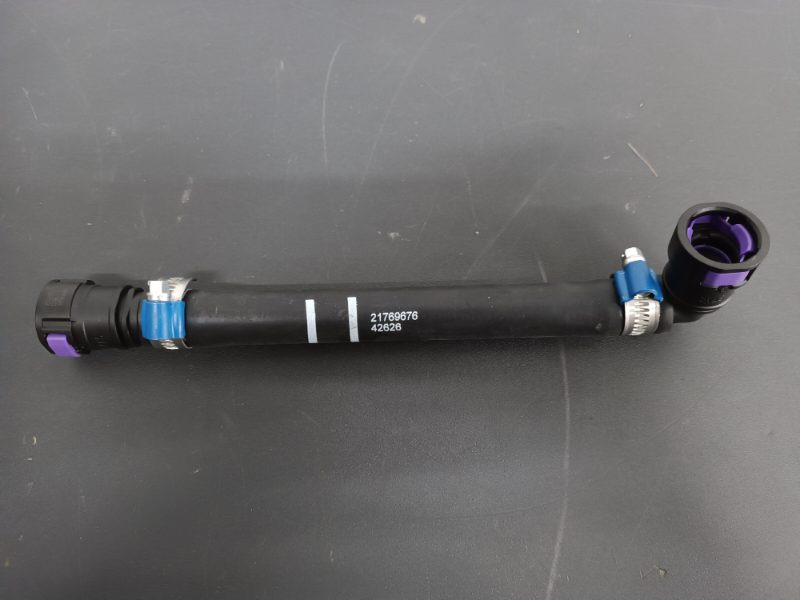 VOLVO HOSE - 21769676 - Jarruletku/ Jarrulinja - Kuorma-auto: kuva VOLVO HOSE - 21769676 - Jarruletku/ Jarrulinja - Kuorma-auto VOLVO HOSE - 21769676 - Jarruletku/ Jarrulinja - Kuorma-auto: kuva VOLVO HOSE - 21769676 - Jarruletku/ Jarrulinja - Kuorma-auto