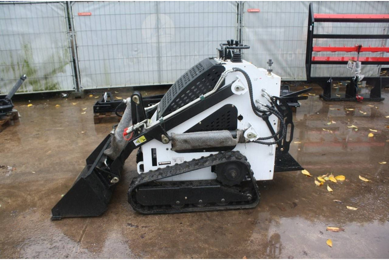 AC LRT360 - Telakuormaaja: kuva AC LRT360 - Telakuormaaja AC LRT360 - Telakuormaaja: kuva AC LRT360 - Telakuormaaja