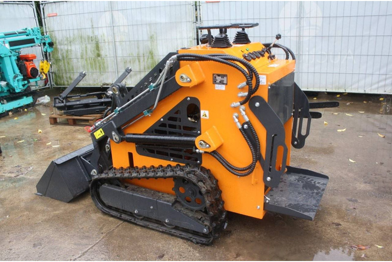 ARTEER QB-480 - Telakuormaaja: kuva ARTEER QB-480 - Telakuormaaja ARTEER QB-480 - Telakuormaaja: kuva ARTEER QB-480 - Telakuormaaja