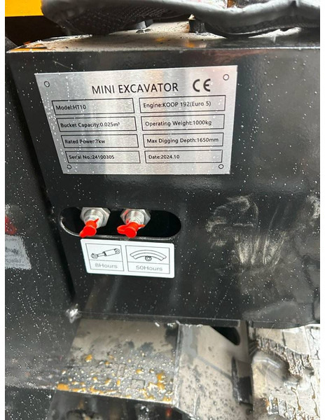 Uusi Minikuormaaja Beartrac HT10: kuva Uusi Minikuormaaja Beartrac HT10 Uusi Minikuormaaja Beartrac HT10: kuva Uusi Minikuormaaja Beartrac HT10