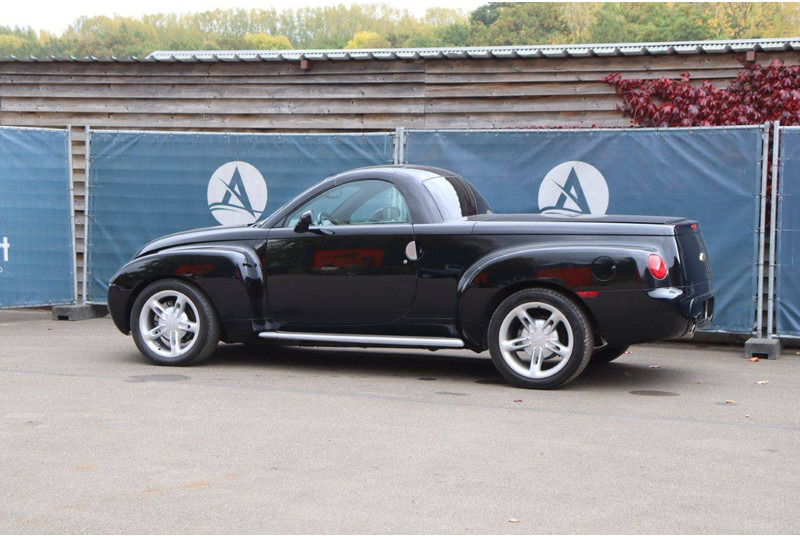 Chevrolet SSR - Henkilöauto: kuva Chevrolet SSR - Henkilöauto Chevrolet SSR - Henkilöauto: kuva Chevrolet SSR - Henkilöauto
